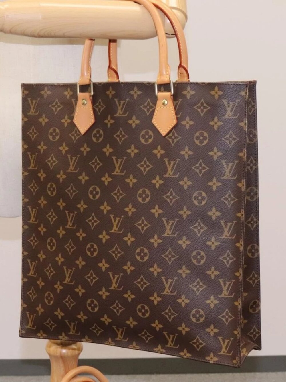 LOUIS VUITTON Monogram Sac Plat Hand Bag M51140 LV Auth 110857